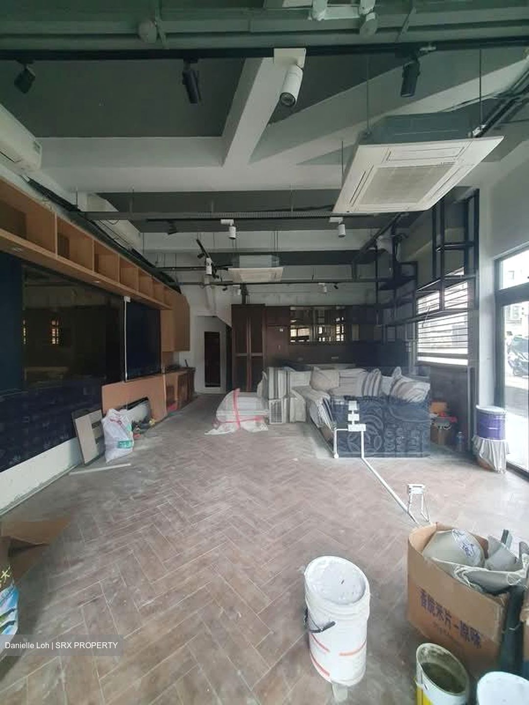 Holland Village (D10), Retail #595644021